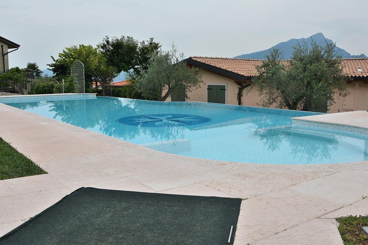 Residenza alle Torri Torri Del Benaco Esterno foto