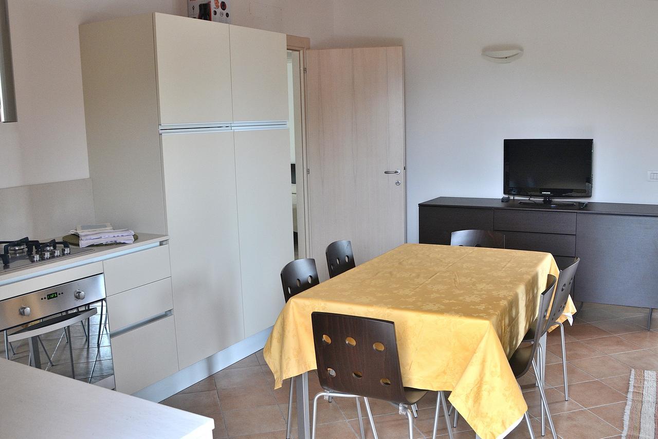 Residenza alle Torri Torri Del Benaco Esterno foto